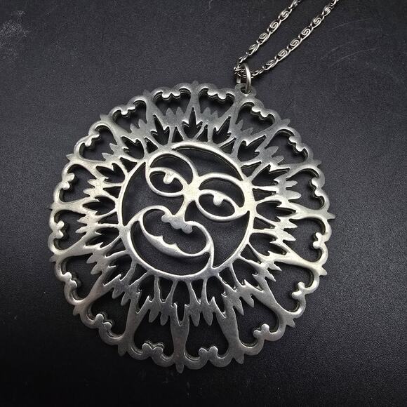 Reed and Barton Pewter Aztec Sun Face Necklace Pendant - Picture 4 of 8